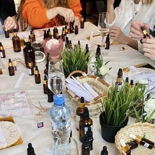 Taller privado de Perfumería Natural en Casa de Tesoro